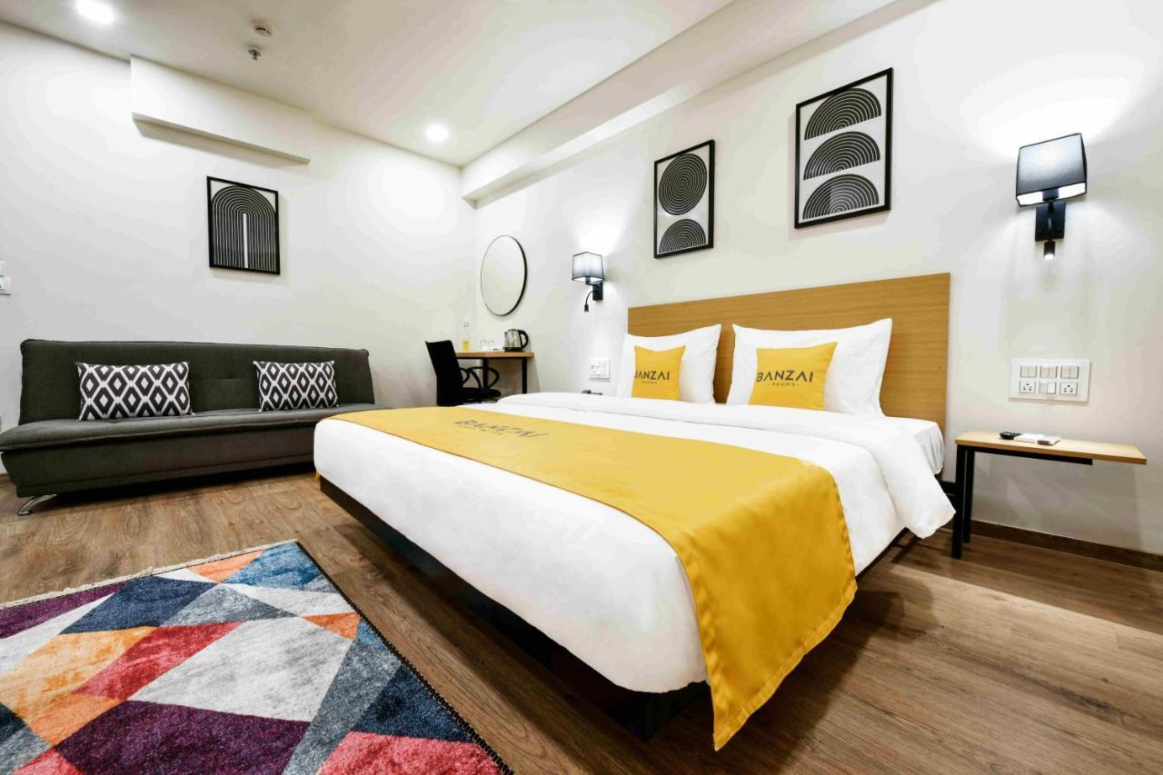 Banzai Rooms 나식 외부 사진