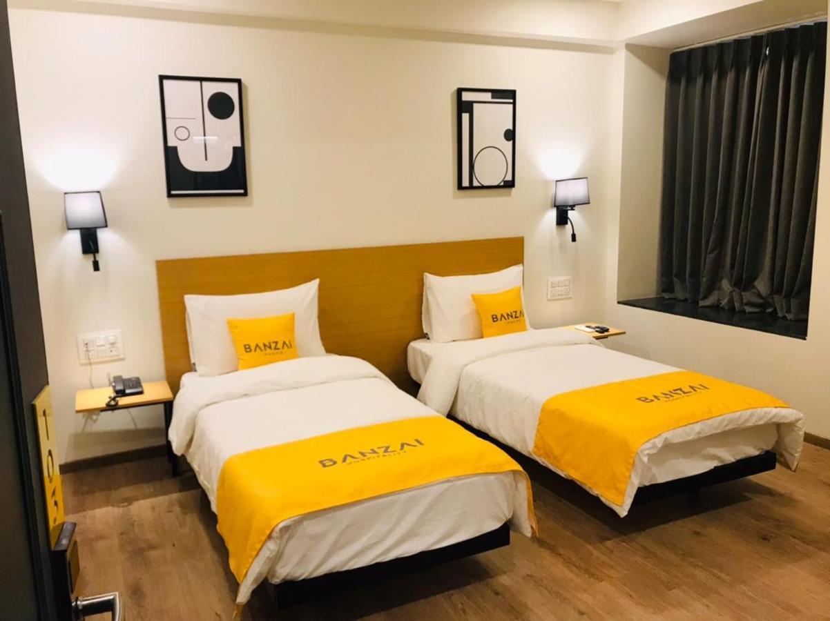 Banzai Rooms 나식 외부 사진
