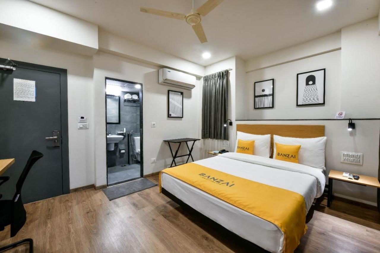 Banzai Rooms 나식 외부 사진